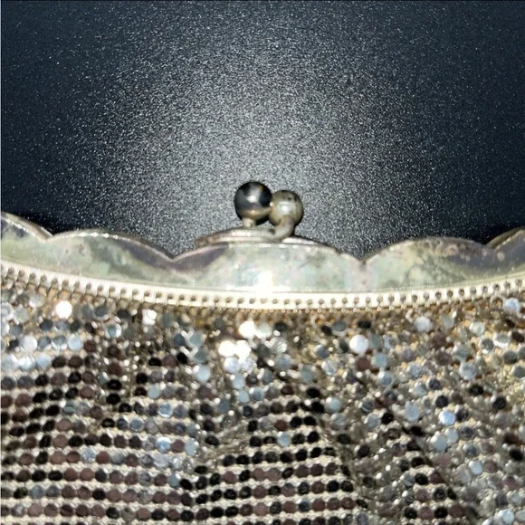 Whiting and Davis Evening Clutch 🎇 - Picture 3 of 11